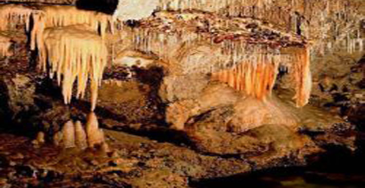 Лысанская пещера